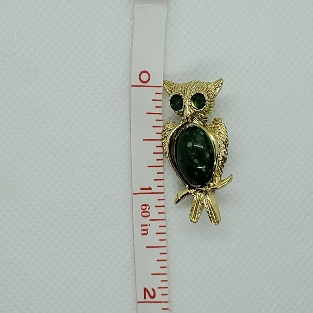 VINTAGE Gerry's Jelly Belly Owl Pin Brooch